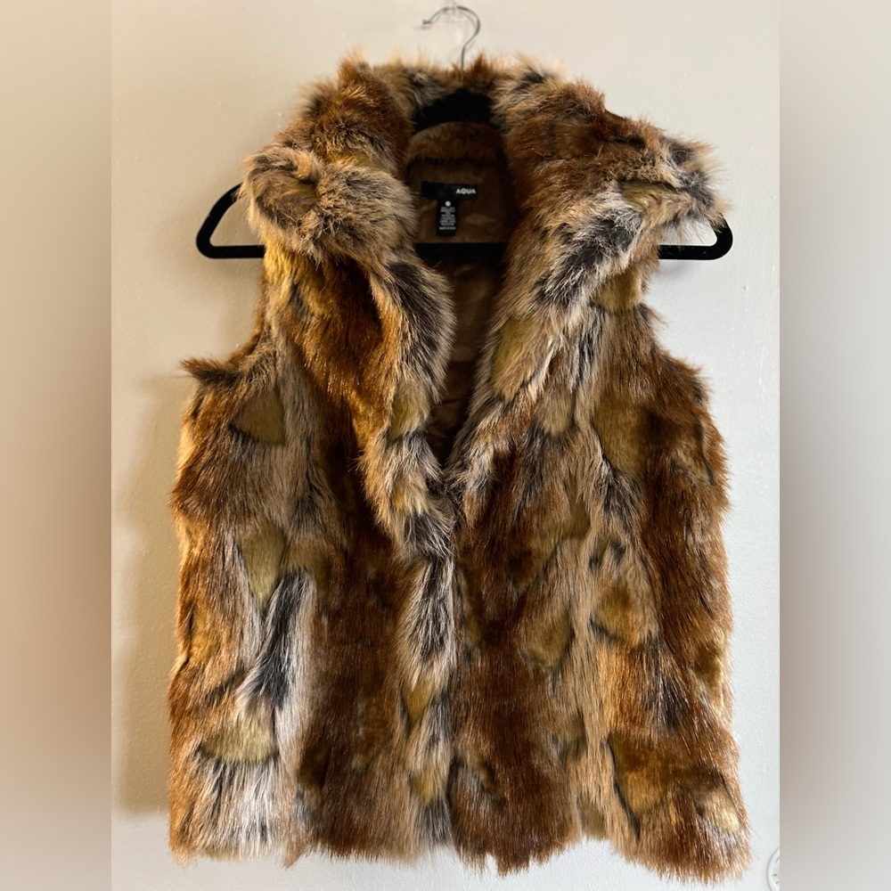 Aqua faux fur vest